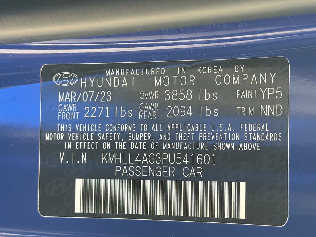 2023 Hyundai Elantra SE