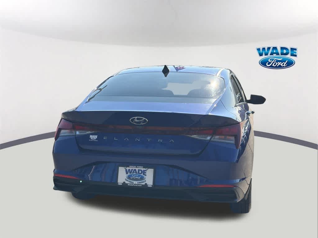 2023 Hyundai Elantra SE