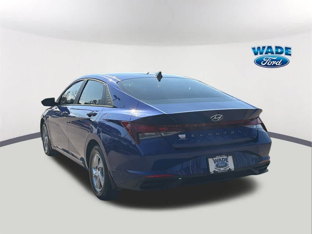 2023 Hyundai Elantra SE