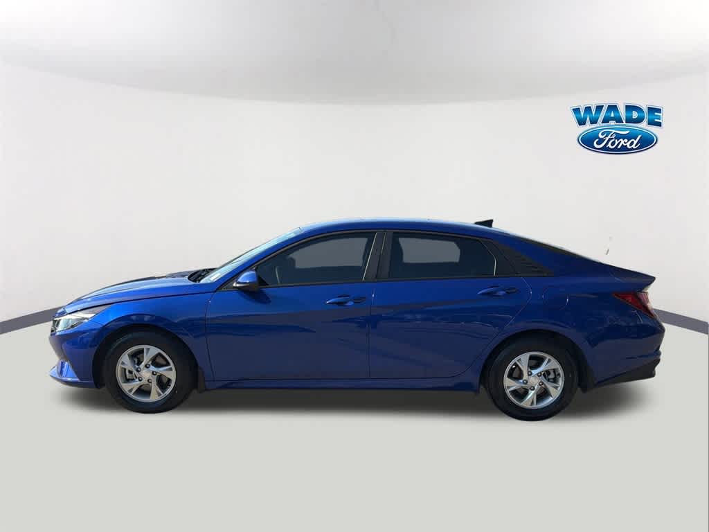 2023 Hyundai Elantra SE