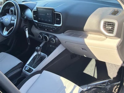 2023 Hyundai Venue SEL