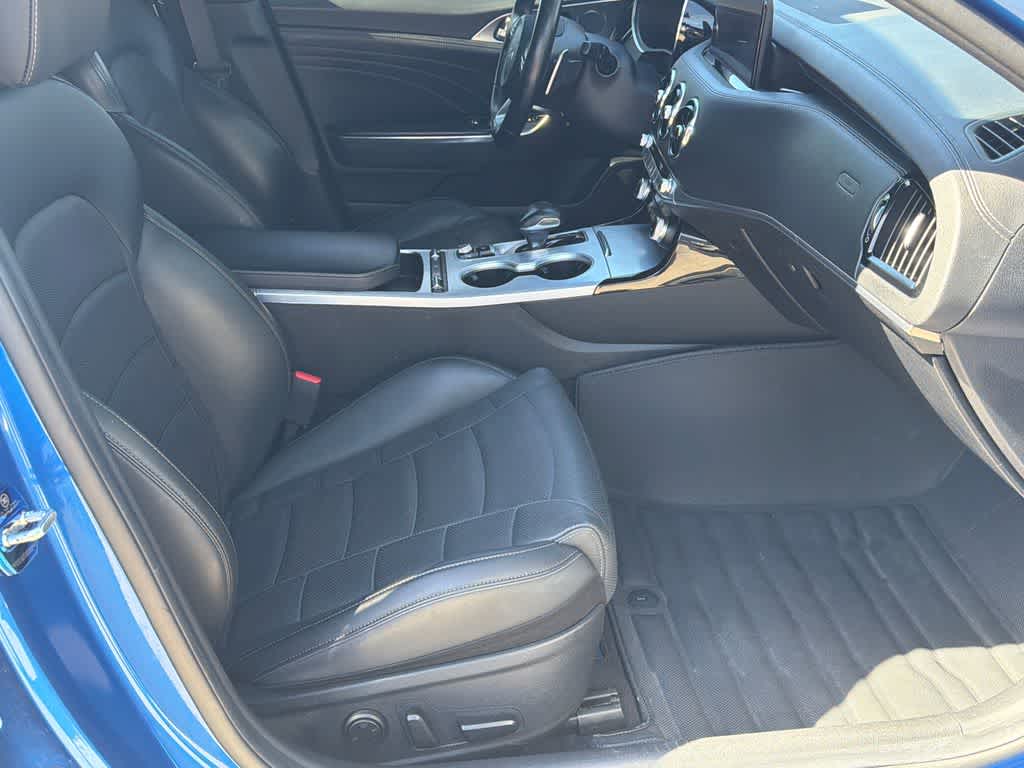 2022 Kia Stinger GT2