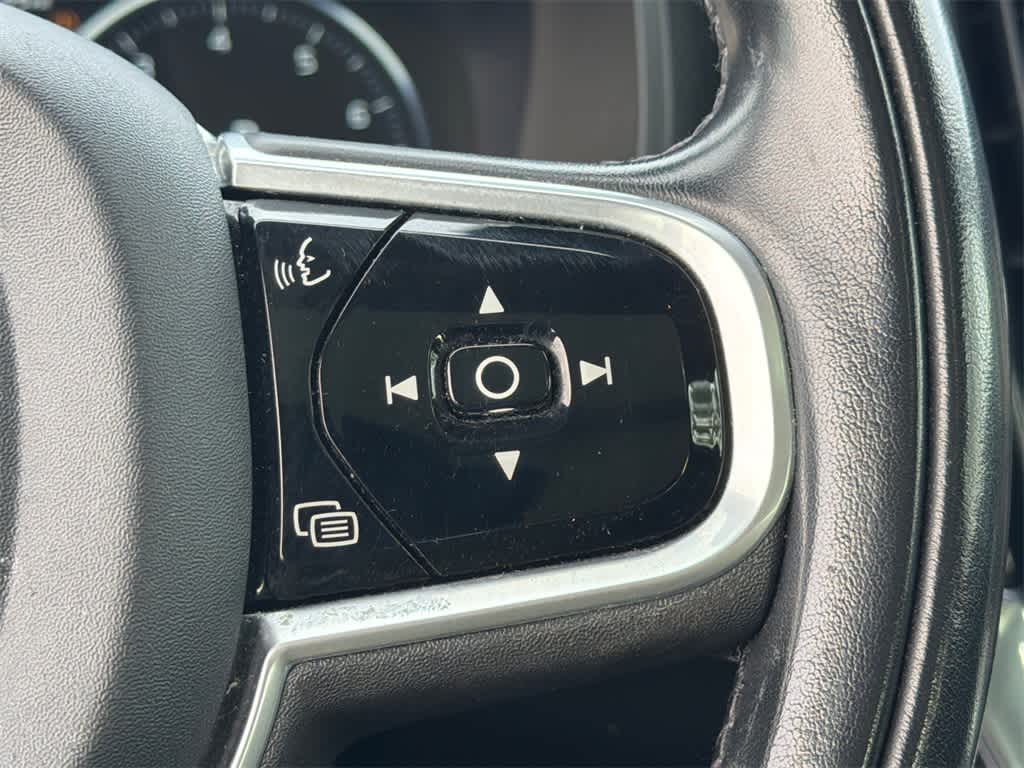 2018 Volvo S90 Momentum