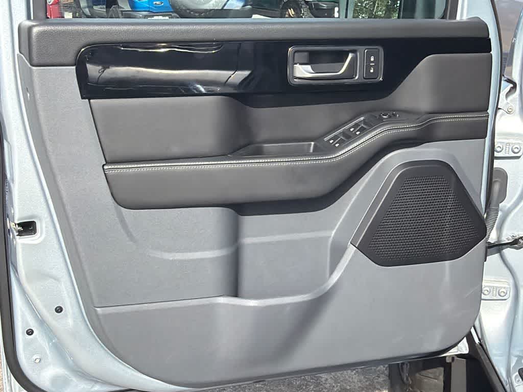 2024 INEOS Grenadier Station Wagon 4x4