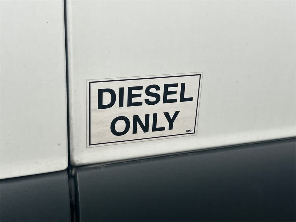 2025 Mercedes-Benz Sprinter 144 WB Standard Roof Cargo