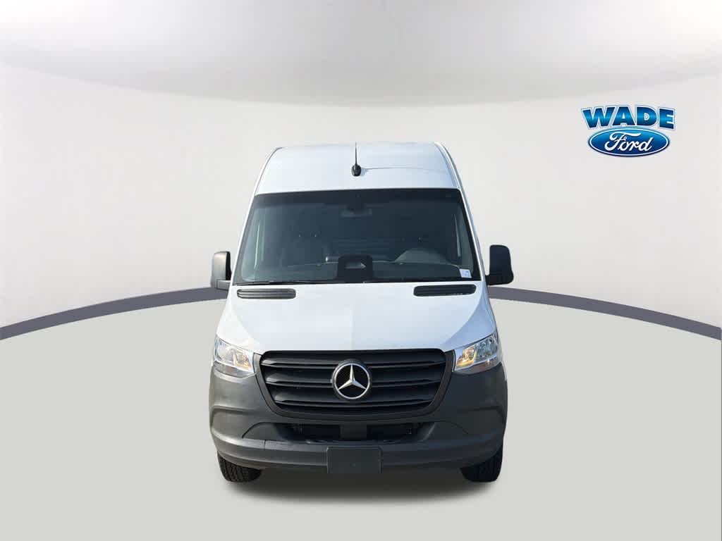2025 Mercedes-Benz Sprinter 144 WB Standard Roof Cargo