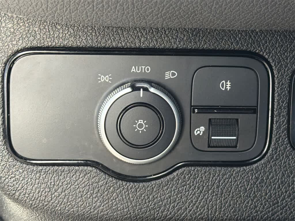 2025 Mercedes-Benz Sprinter Cargo Van 144 WB Standard Roof Cargo