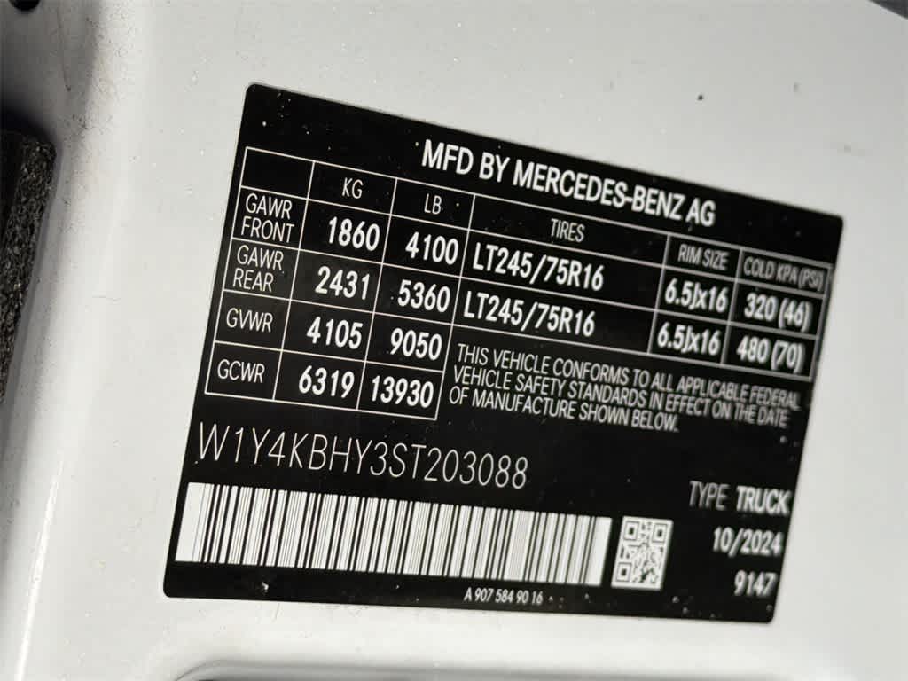 2025 Mercedes-Benz Sprinter Cargo Van 144 WB Standard Roof Cargo