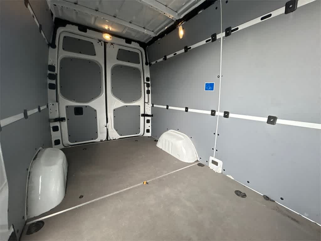 2025 Mercedes-Benz Sprinter 144 WB Standard Roof Cargo