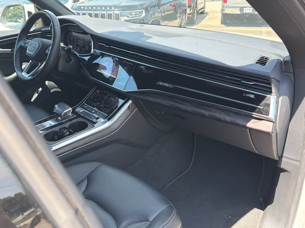 2020 Audi Q8 Premium