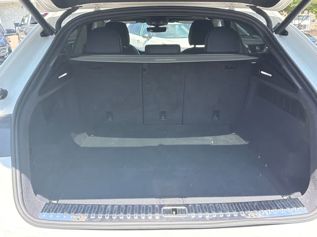 2020 Audi Q8 Premium