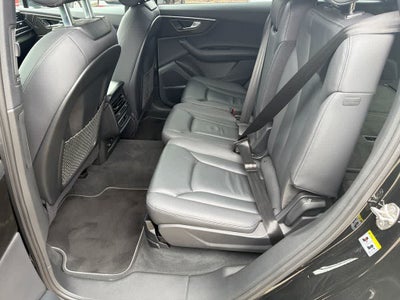 2025 Audi Q7 Premium Plus