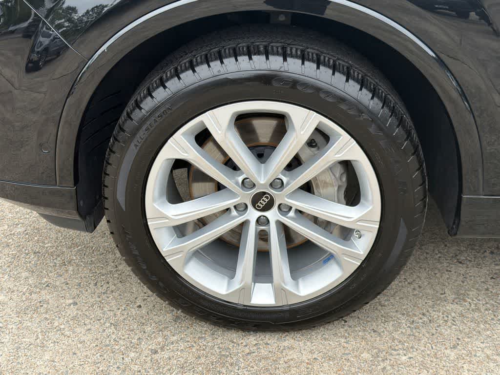 2025 Audi Q7 Premium Plus
