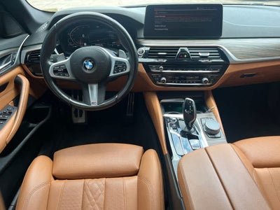 2022 BMW 530i 530i