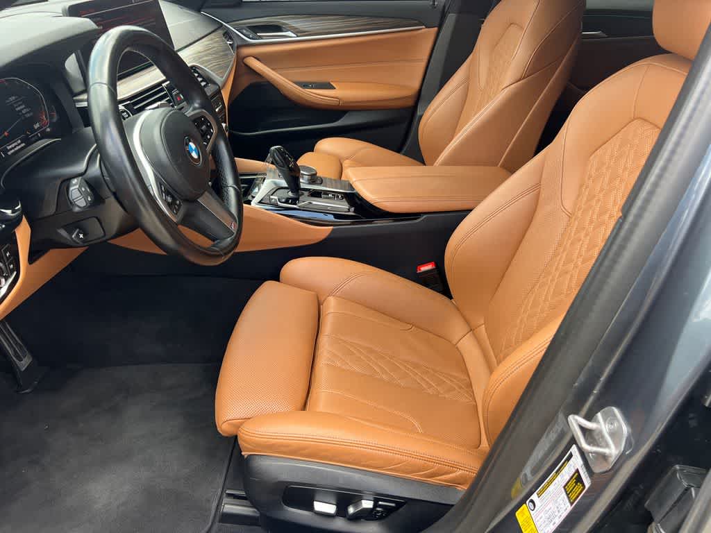 2022 BMW 530i 530i
