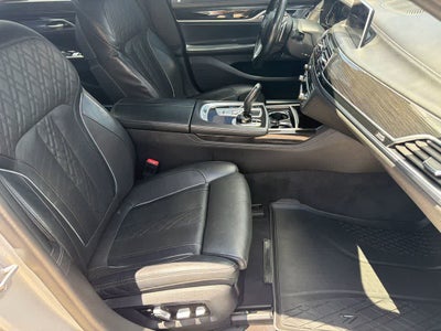 2019 BMW 750i xDrive 750i xDrive