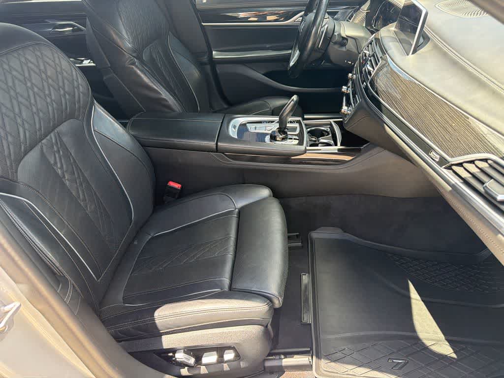 2019 BMW 750i xDrive 750i xDrive