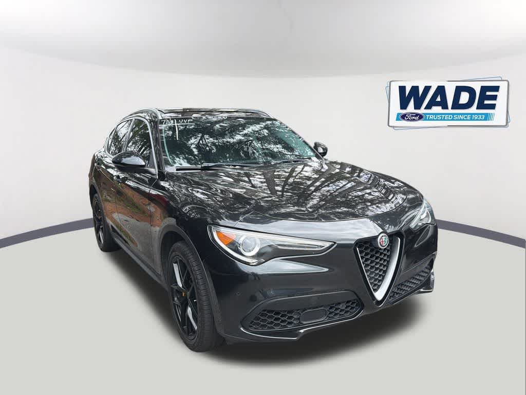 2018 Alfa Romeo Stelvio Base